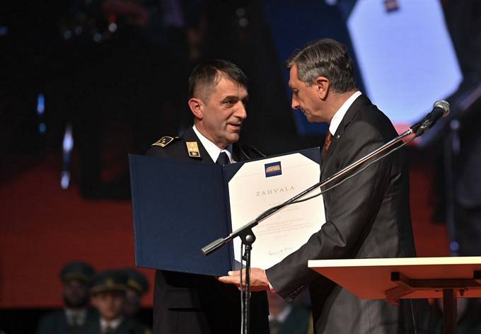 Predsednik Republike Slovenije Borut Pahor se je udeležil svečane akademije ob 110. obletnici ustanovitve Gasilske zveze Črnomelj